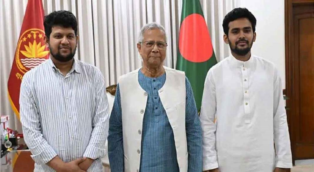 অল্প সময়ে তোমরা যা দিয়েছো, তা জাতি কখনো ভুলবে না: আসিফ-মাহফুজকে প্রধান উপদেষ্টা