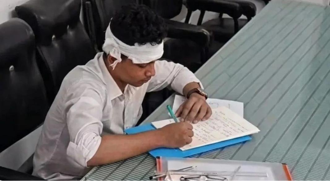 এসএসসি পরীক্ষা চলাকালে ফ্যান খুলে পড়ে এসএসসি পরীক্ষার্থী আহত