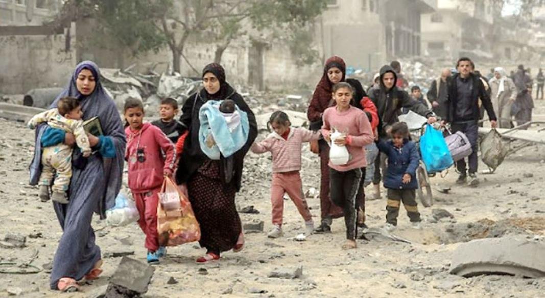 গাজায় শরণার্থী শিবিরে ইসরাইলের হামলা, শিশুসহ নিহত ৪