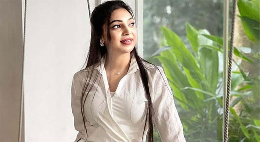 ভদ্ররা চুপ হয়ে যায়, অভদ্ররা ভাবে জবাব দেওয়ার ক্ষমতা নেই: প্রভা