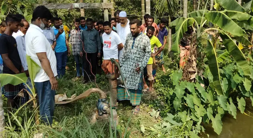 বিদ্যুৎস্পৃষ্টে একসঙ্গে প্রাণ গেলো বাবা-ছেলের