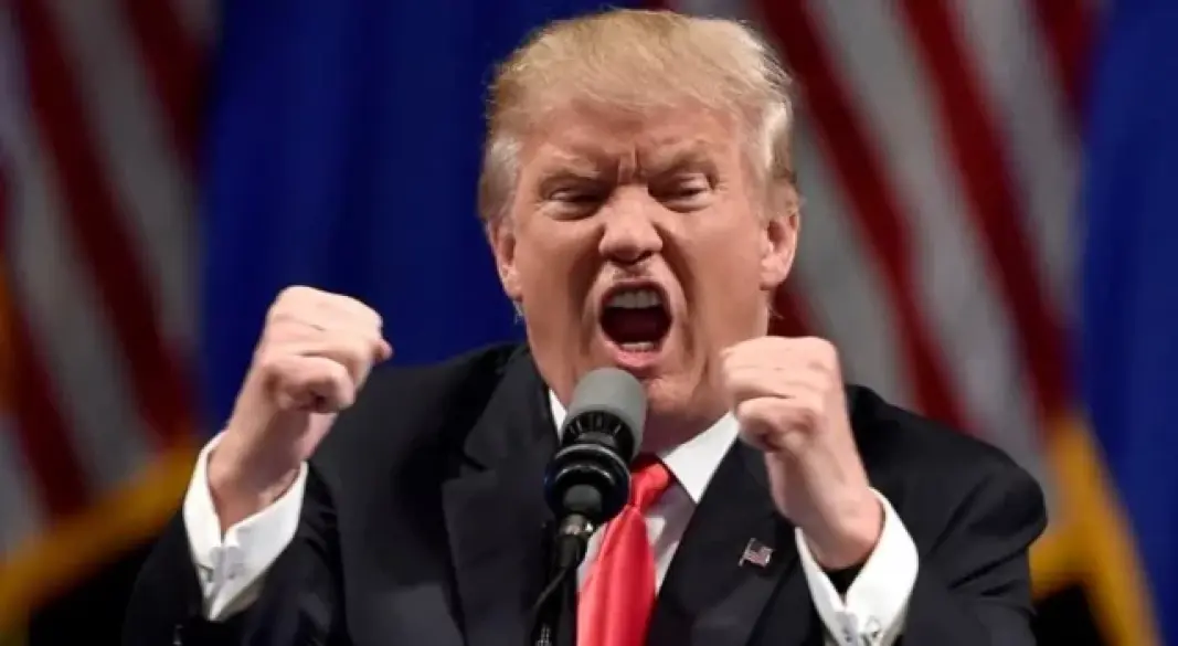 সমঝোতা না হলে ফের হামলার হুমকি ট্রাম্পের