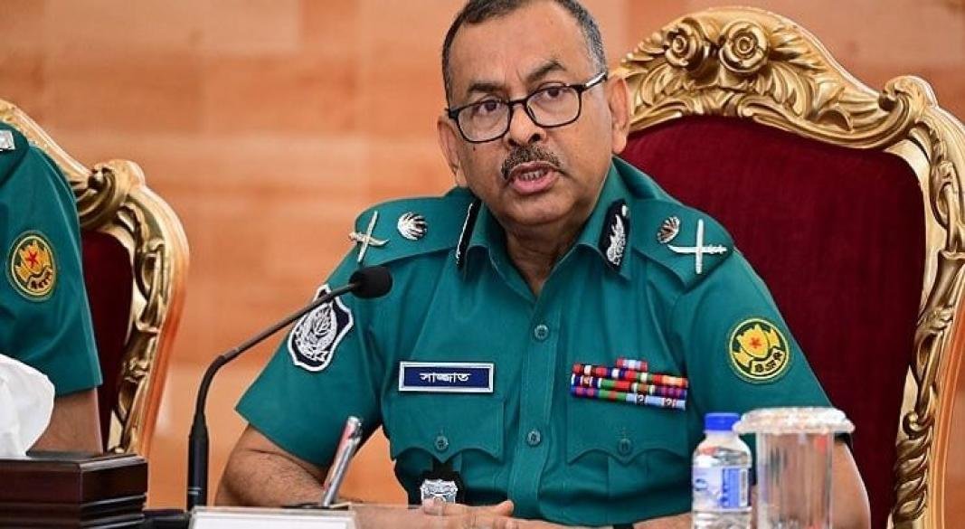 এবার নাশকতার চেষ্টা দেখামাত্র গুলির নির্দেশ ডিএমপি কমিশনারের