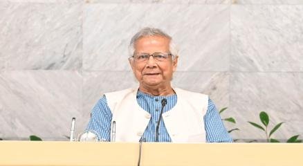 শ্রমবাজার সম্প্রসারণে ভিসা জটিলতা দূর করার নির্দেশনা দিয়েছেন প্রধান উপদেষ্টা